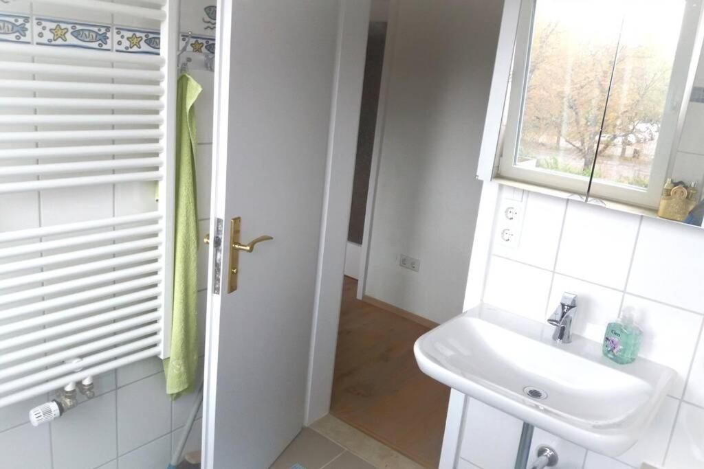 Neue, Helle Wohnung In Ludwigsburg, Nah Am Schloss Εξωτερικό φωτογραφία